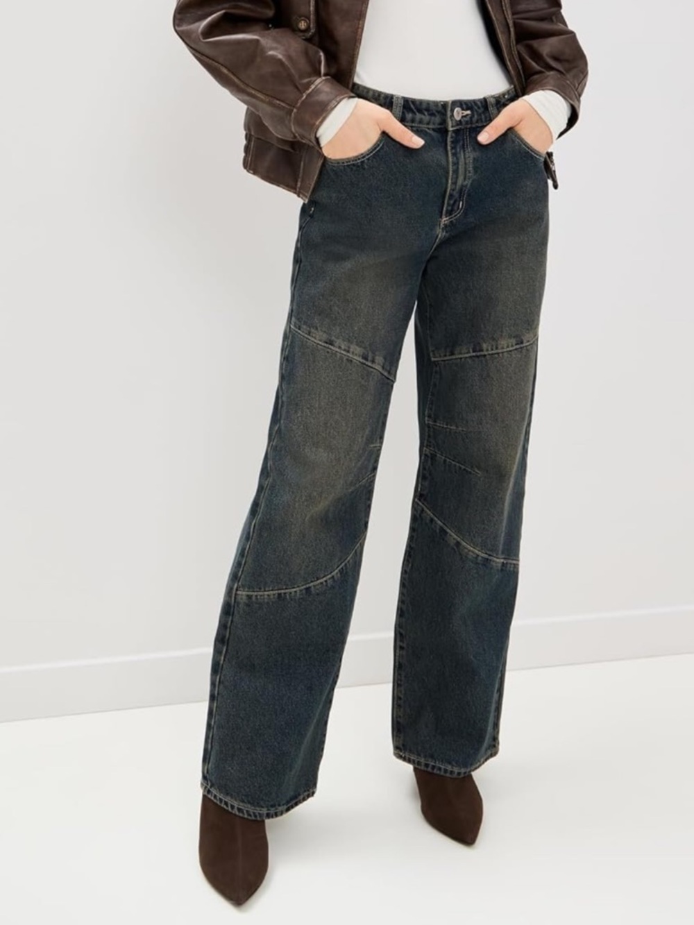 NWOT Abrand Women’s 95 Mid Baggy Jeans. Size 26.
